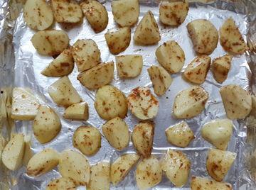 洋芋小瓜怎么烤着吃的视频,美味家常烤食教程