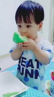 吃哈密瓜视频儿童,小朋友的甜蜜探险记