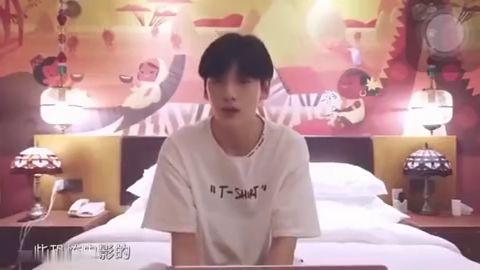 唱歌的博主吃瓜视频,揭秘唱歌博主幕后生活片段